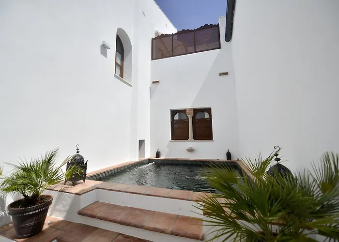 Apartasuites Alberca Deluxe