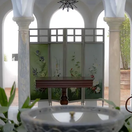 Apartasuites Alberca Deluxe Apartman