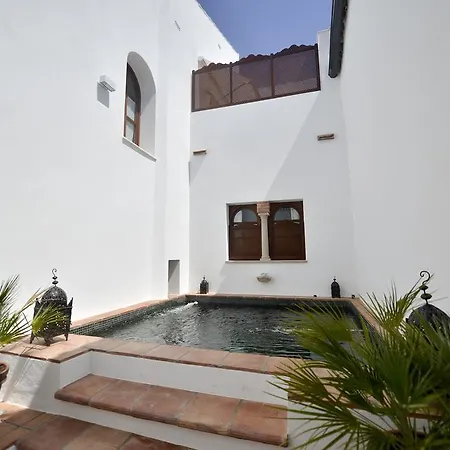 Apartasuites Alberca Deluxe