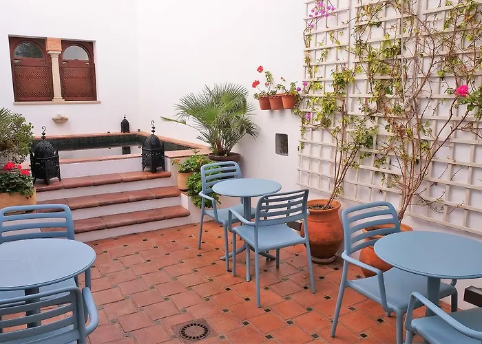 Apartasuites Alberca Deluxe قرطبة